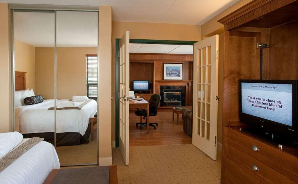 Temple Gardens Hotel & Spa Moose Jaw Pokoj fotografie